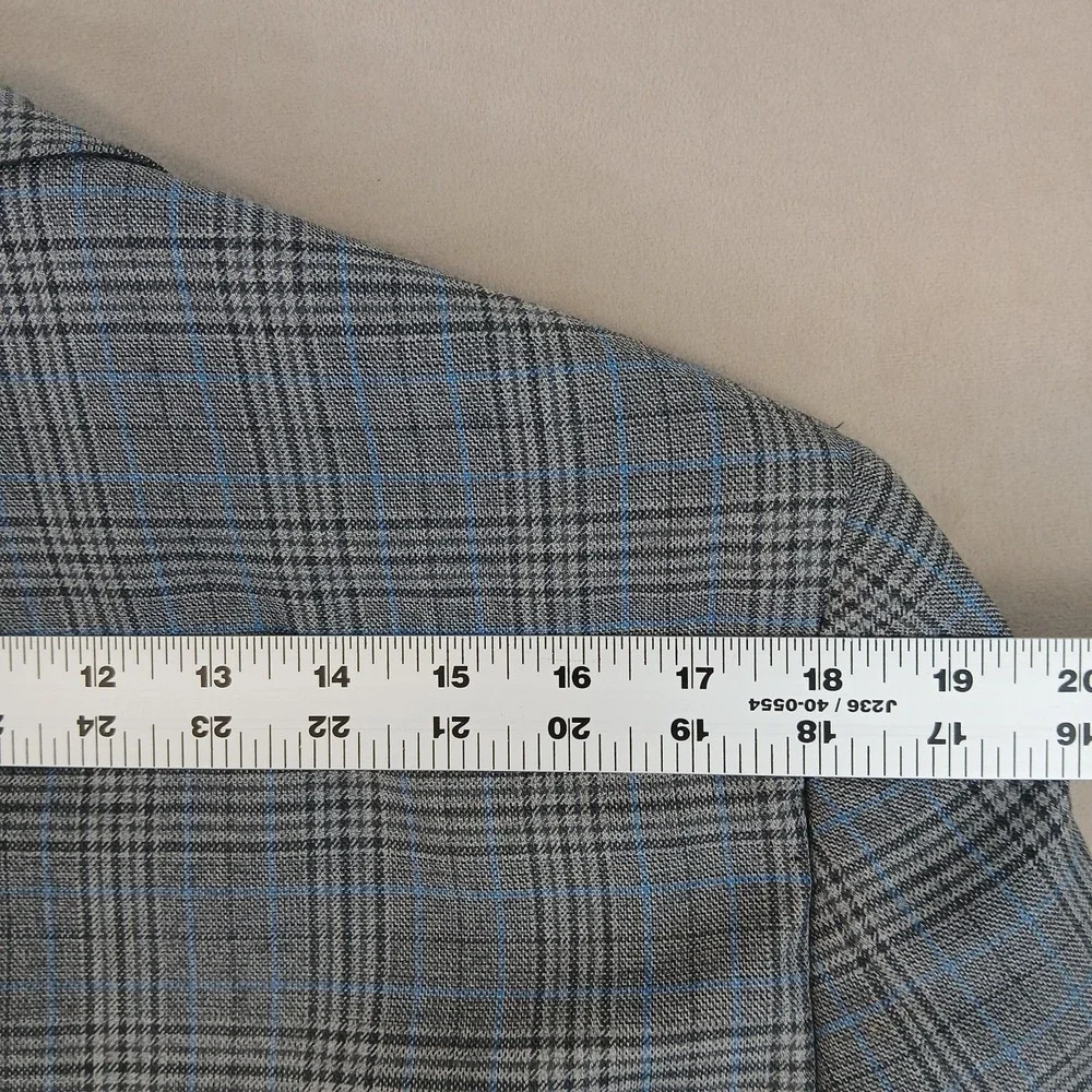 Pronto Uomo Platinum‎ 38R Mens Blazer Sport Coat Plaid Gray 19x30 Modern London